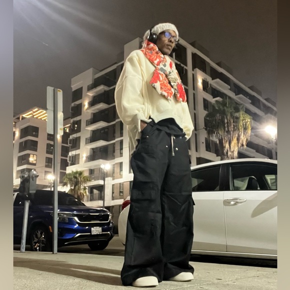 Meet your Posher, Aaron - Picture 12 of 17